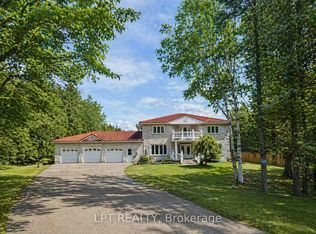 5575 Halls Rd N, Whitby, ON L1M1S5