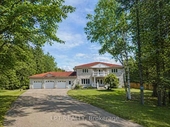 5575 Halls Rd N, Whitby, ON L1M 1S5