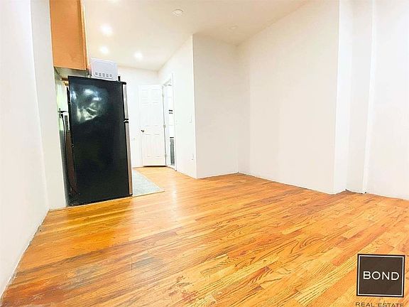 5th image of 413 E 9th St APT 3D