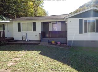 3751 Springfield Dr, Charleston, WV 25306