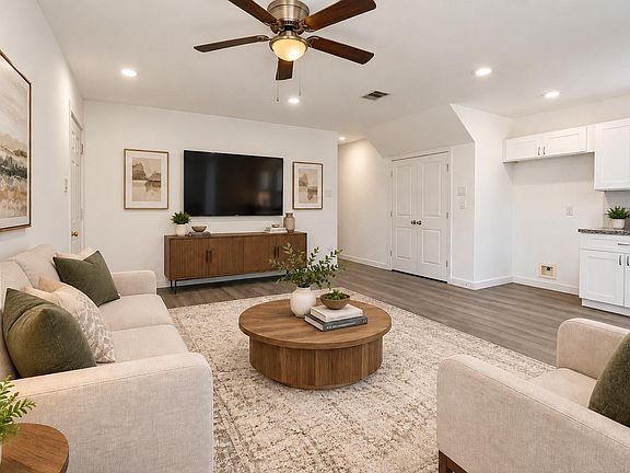 5th image of 9405 Madera Rd