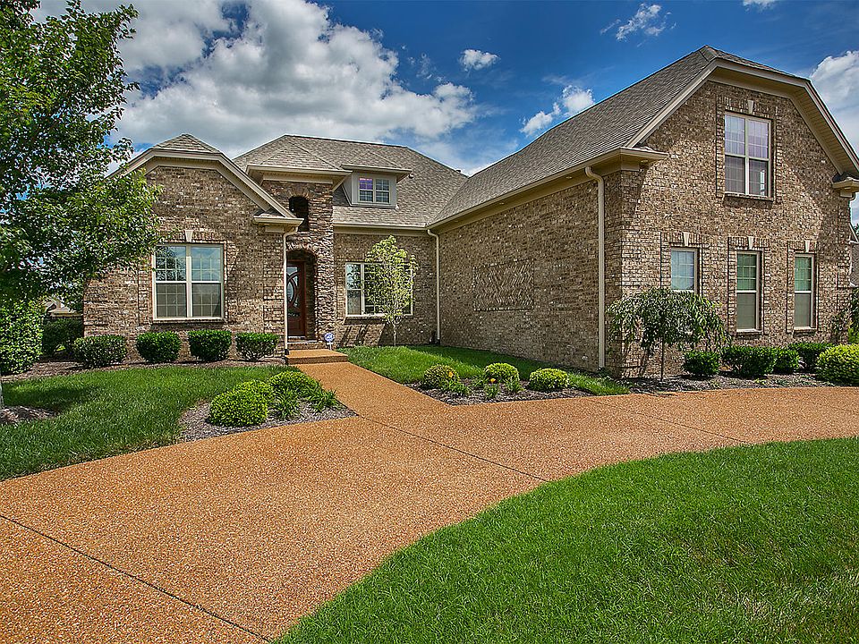 Exclusive Fairvue Plantation