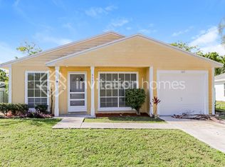 8447 Red Wagon Ln, Boca Raton, FL 33433