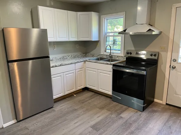 397 Ridge Rd #1, Shenandoah Junction, WV 25442