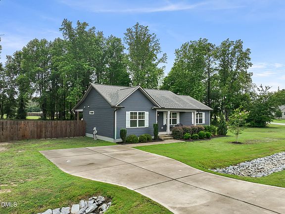 2nd image of 79 Pine Meadow Way