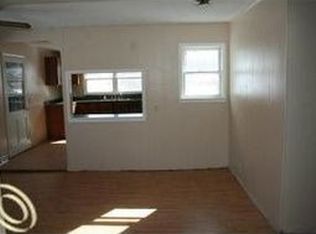 487 Henderson Rd, Howell, MI 48855