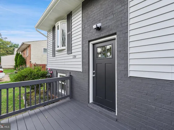 1204 Indo Pl, Landover, MD 20785