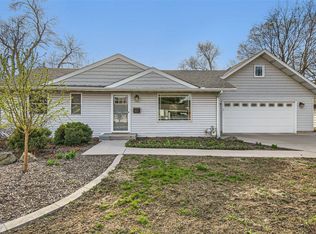 5657 Pennsylvania Ave N, Crystal, MN 55428