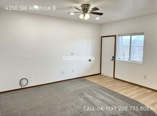 4350 SW Aviation Dr #B, Mountain Home, ID 83647