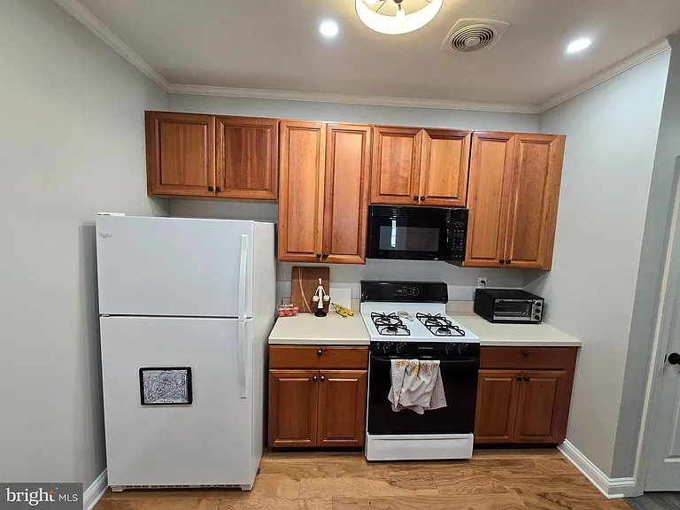 110 Lantern Dr — Photo 8