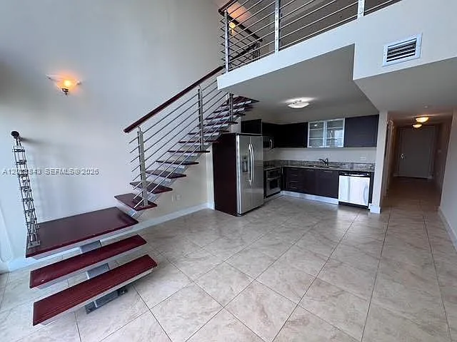 41 SE 5th St #2411 — Photo 3