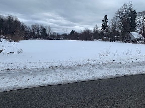 5th image of 12 W Townsend Rd