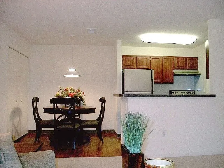 3840 S Burdick St — Photo 7