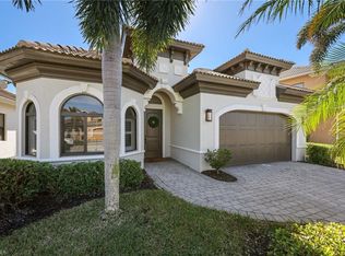 1419 Serrano Cir, Naples, FL 34105