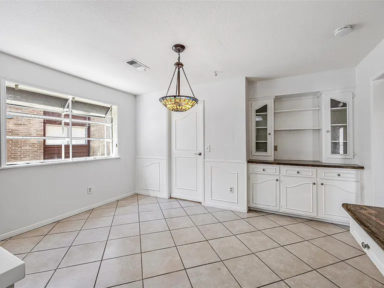 11906 Pepperdine Ln — Photo 13
