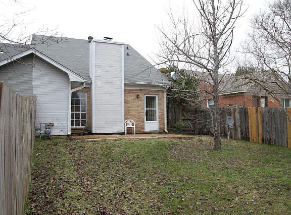 for-rent-back_03242016