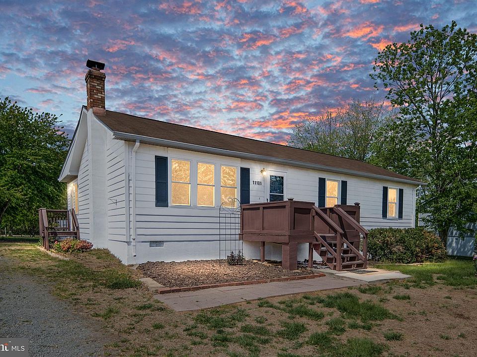 1st image of 11101 Crest Ln