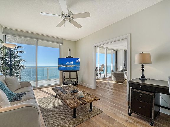 2nd image of 1800 Benjamin Franklin Dr #906-B