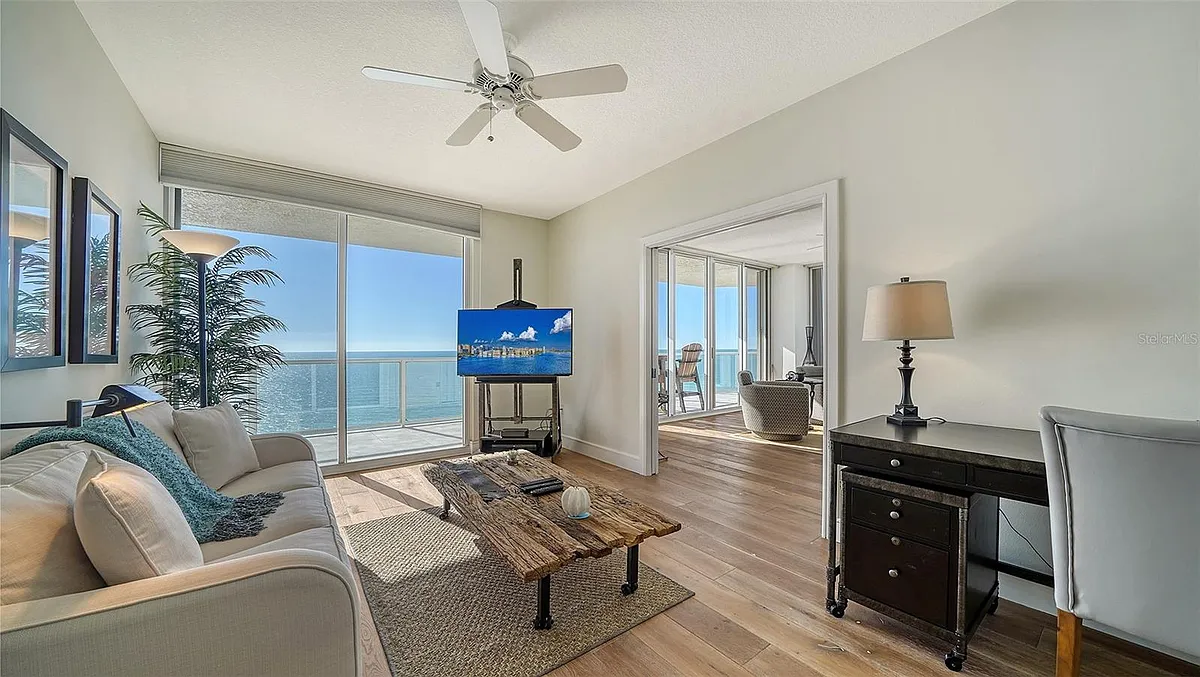 Building Photo - 1800 Benjamin Franklin Dr #906-B
