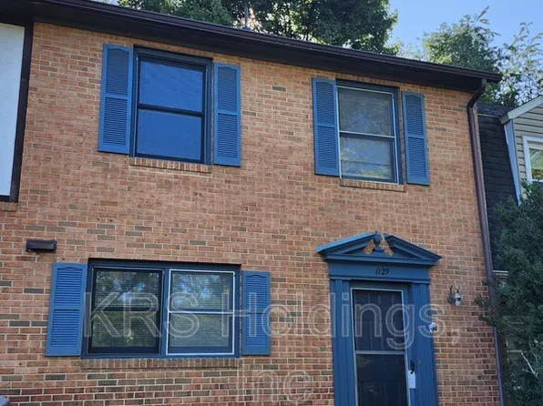 1129 Mountain View Dr, Harrisonburg, VA 22801
