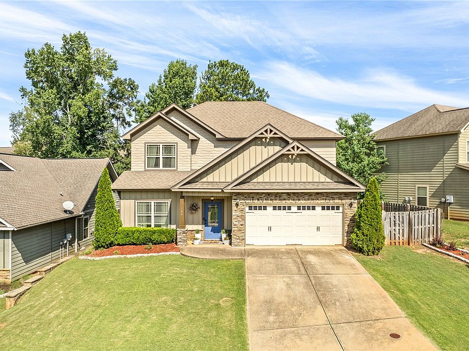 1st image of 124 Denali Ln