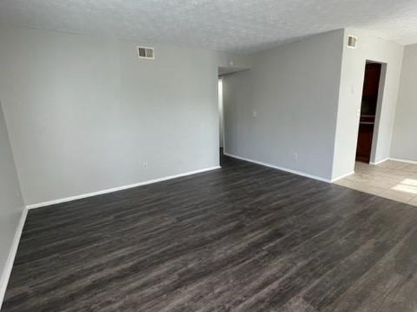 2212 Lincoln Ave