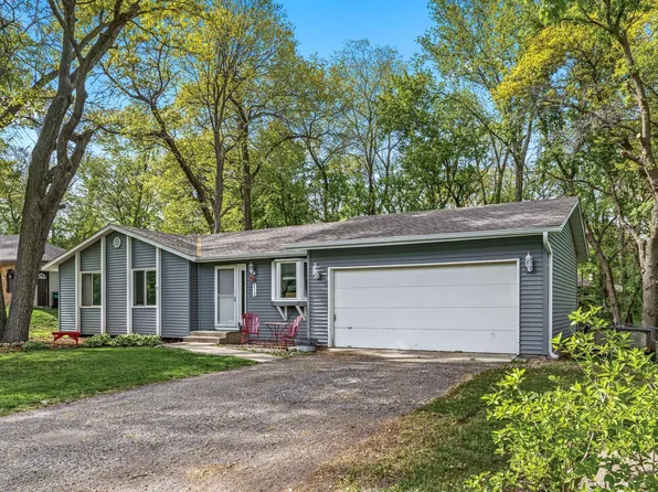 316 E 135th St, Burnsville, MN 55337