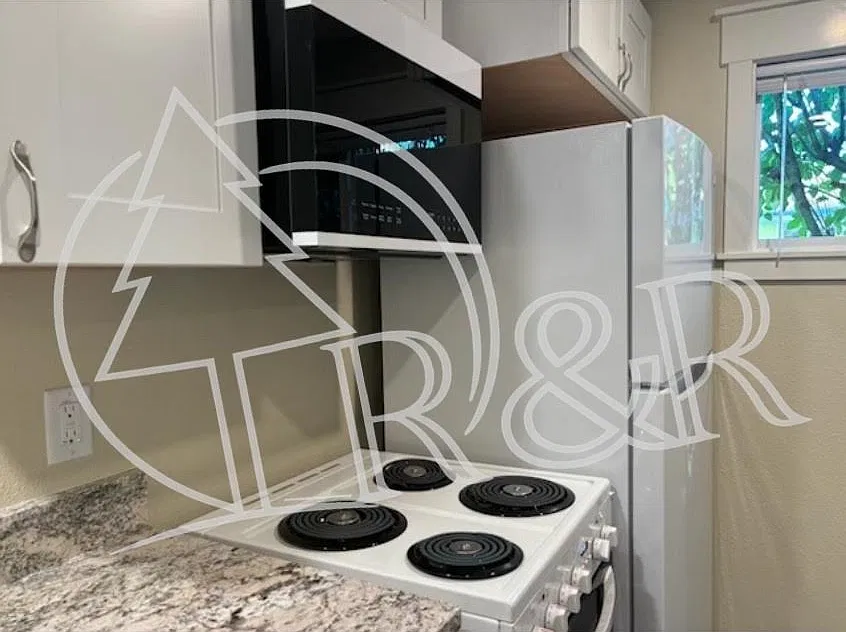 Studio, 400 sqft, $1,095 — Photo 4