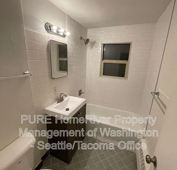 3057 63rd Ave SW #9 — Photo 2