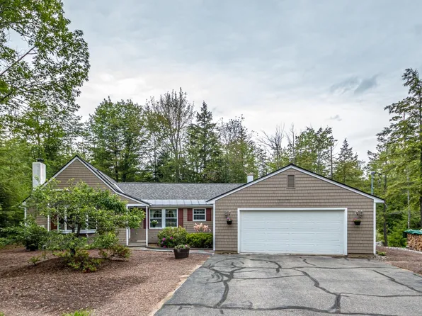 216 Limac Circle, Conway, NH 03813
