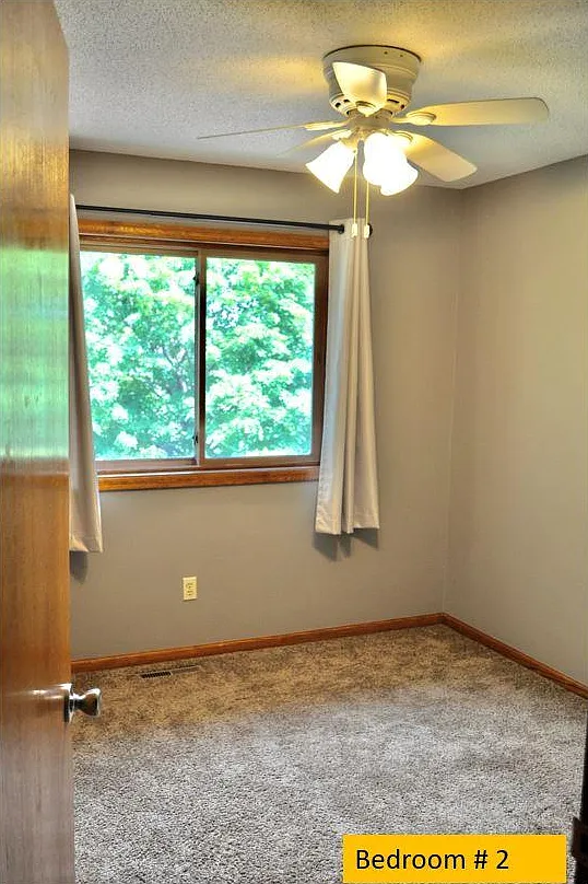 3 bed, 1922 sqft, $2,500 — Photo 2