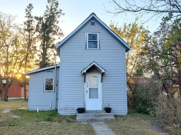 119 Elm St SW, Clearbrook, MN 56634