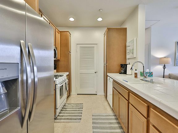 4th image of 16912 Laurel Hill Ln Unit 116