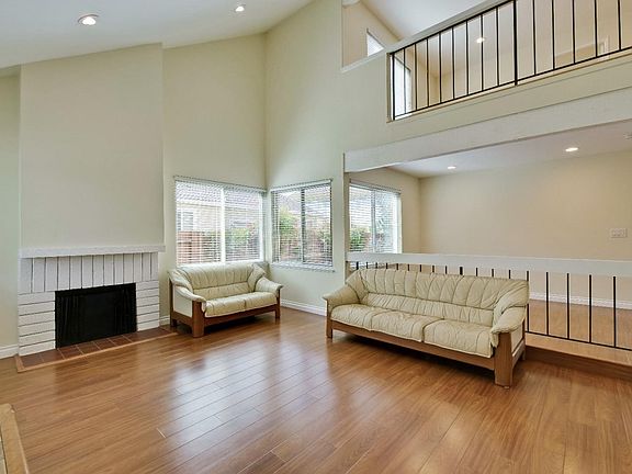 5th image of 4271 Sayoko Cir