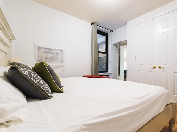 112 West 72nd Street image 9 of 14