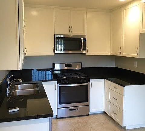 2nd image of 590 N Los Robles Ave APT 10