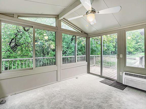 4th image of 13358 Hughes Ct