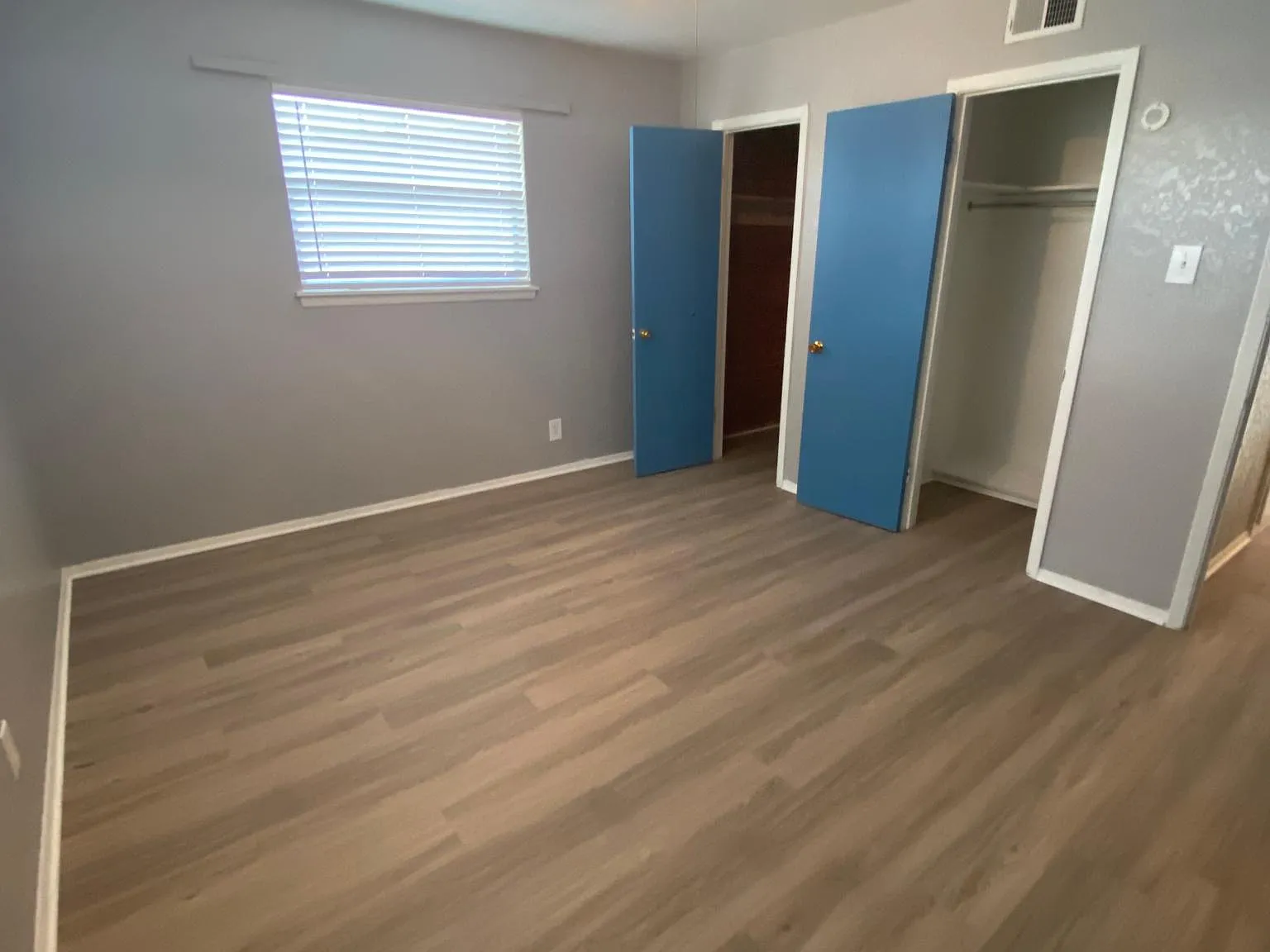 2 bed, 1400 sqft, $1,100 — Photo 3
