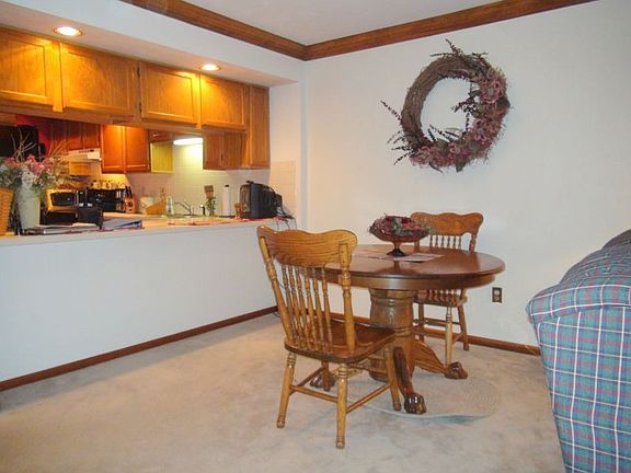 2nd image of 1612 Six Point Ct