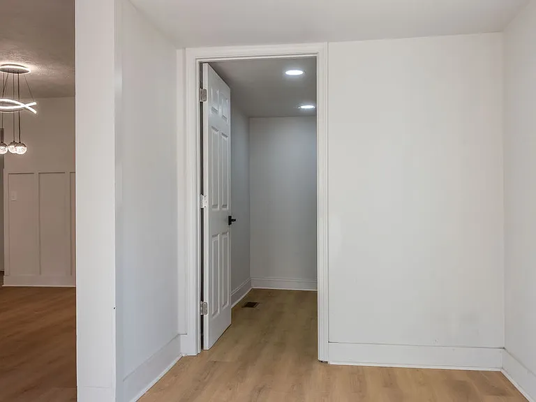 855 E Lanier Ave #855 — Photo 7