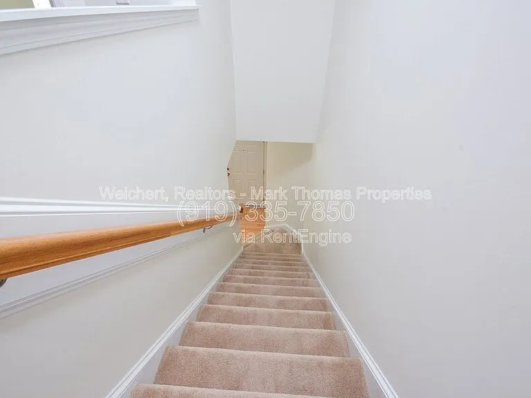 3 Moonbeam Ct — Photo 28