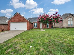 301 Rustic Grove Ln, Royse City, TX 75189