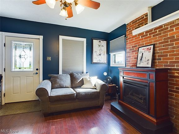 3rd image of 711 Camden Ave