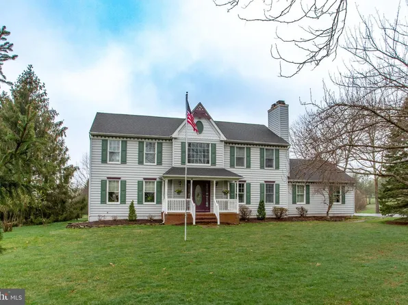 4 Melita Rd, Milford, NJ 08848