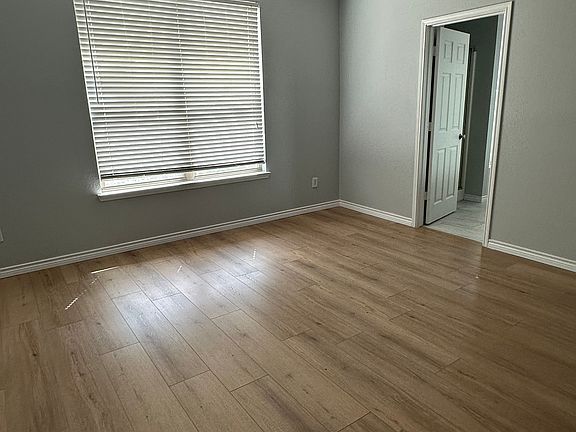 5th image of 13257 Fencerow Rd