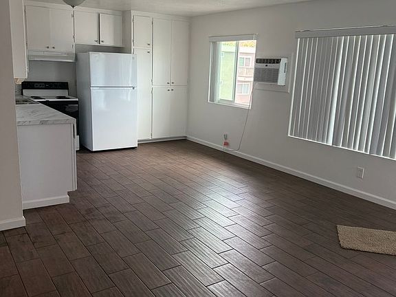 2nd image of 12628 Laurel St