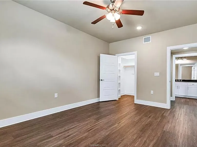 602 Cherry St #112 — Photo 13