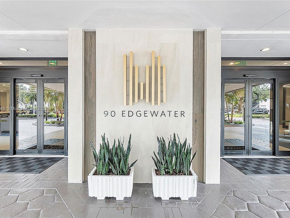 1st image of 90 Edgewater Dr #Penthouse 22