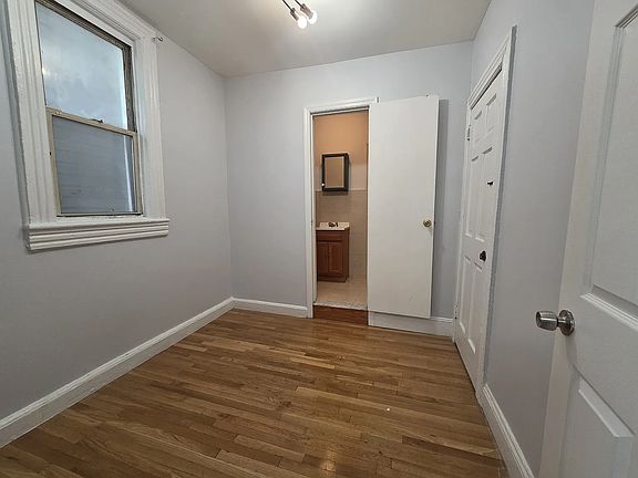 2nd image of 150 21st St #2-R
