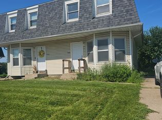 5422 N Linwood Ave, Davenport, IA 52806